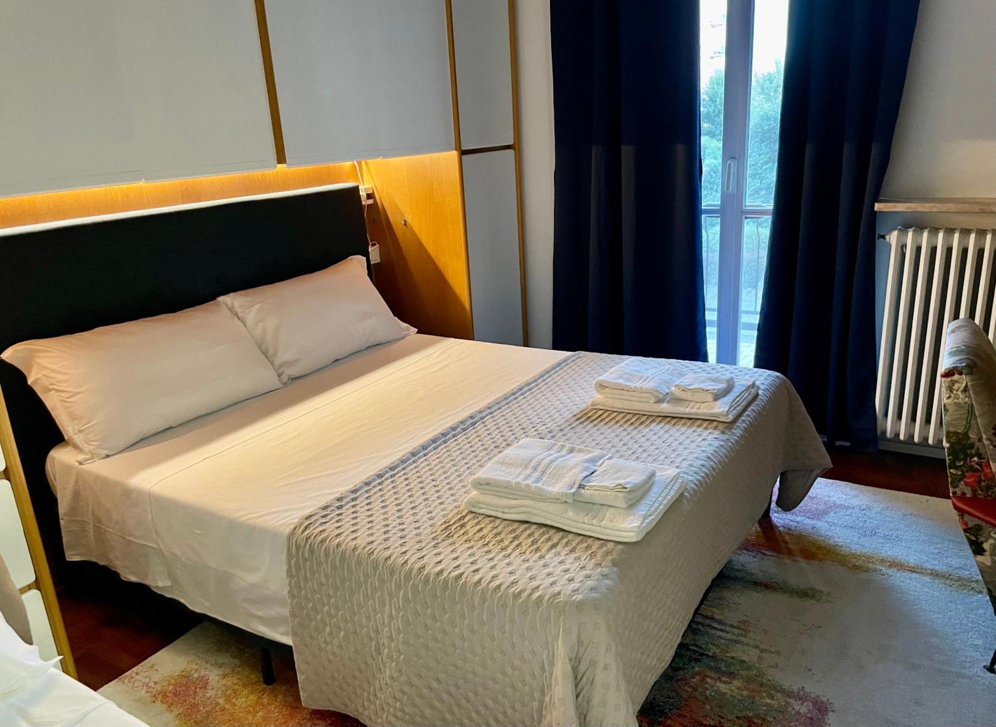 149 Borgo Ticino Suite Attico Di Lusso Con Terrazzo E Parking Privato パヴィーア エクステリア 写真